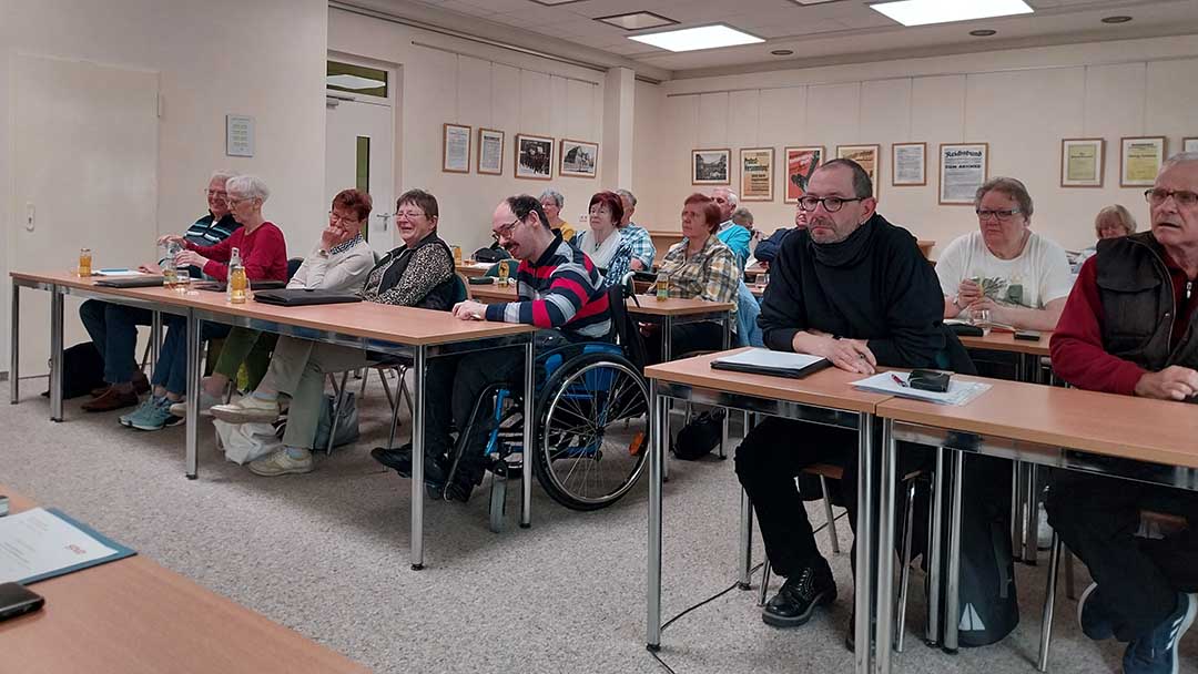 Vorstandsmitglieder während der Sitzung. Foto: Monika Lück
